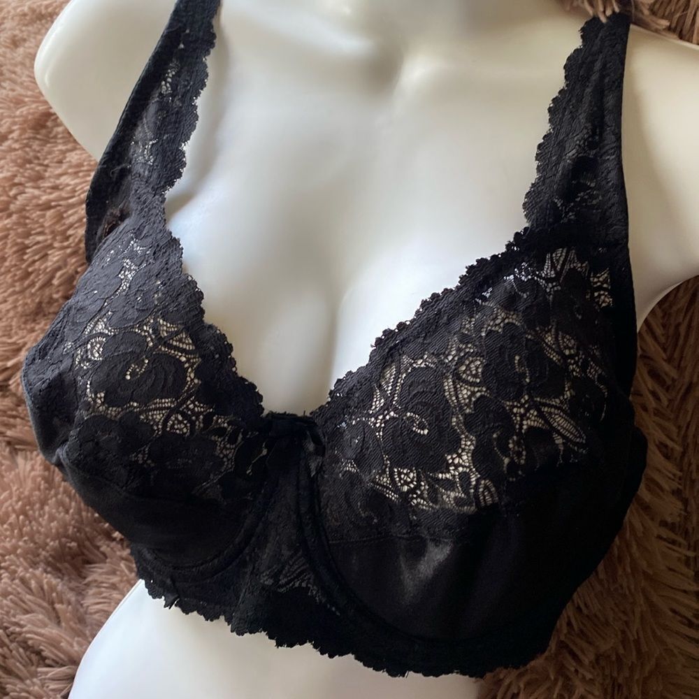 Victoria's Secret PINK lace full coverage Bra Very Sexy! 40D Black